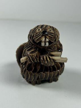 Vintage Beaver Figurine Artesania Rinconada #71 Retired Collectible